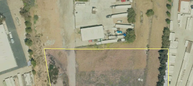Vic Davenport Rd Trl R R