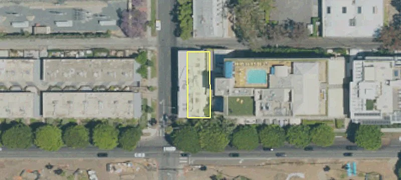9297 Burton Way, Unit 4