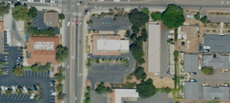 706 Main Ave