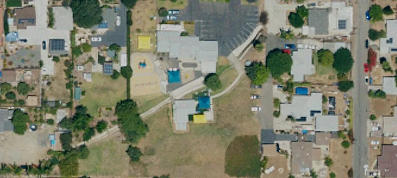 409 Fallbrook St