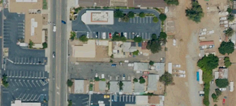 920 Main Ave