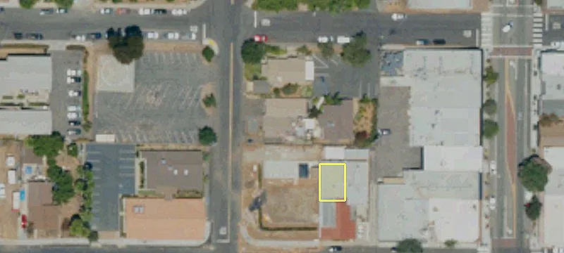 121 Pico Ave