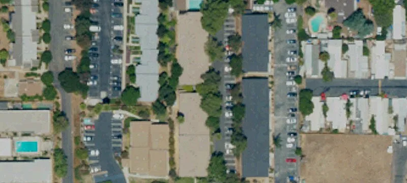 305 Clemmens Ln