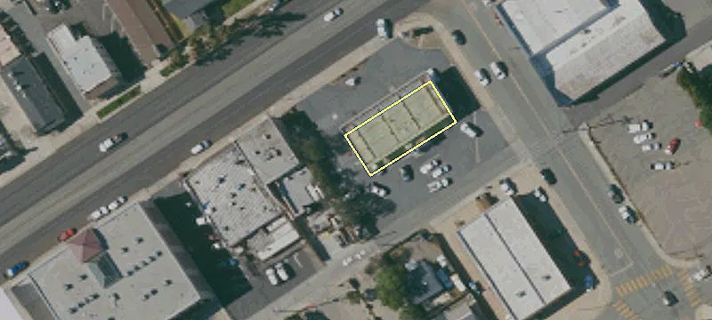 802 Main St