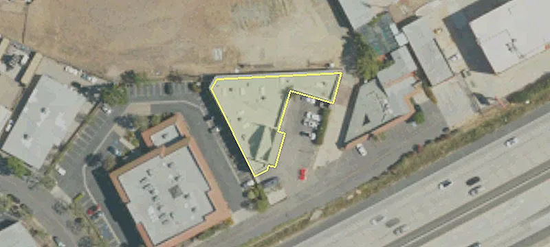 23833 Ventura Blvd