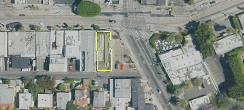 8800 Melrose Ave