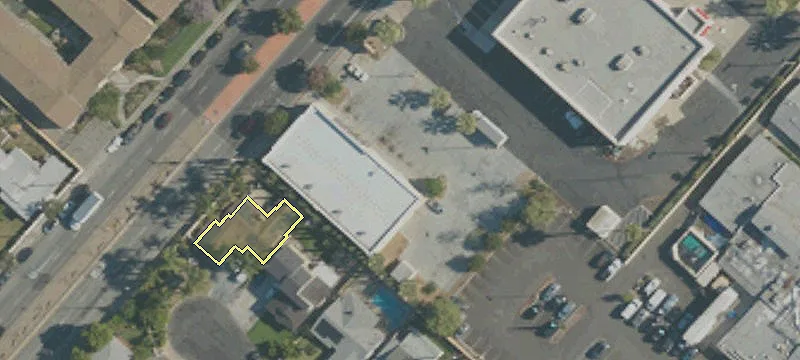 1516 Puente Ave