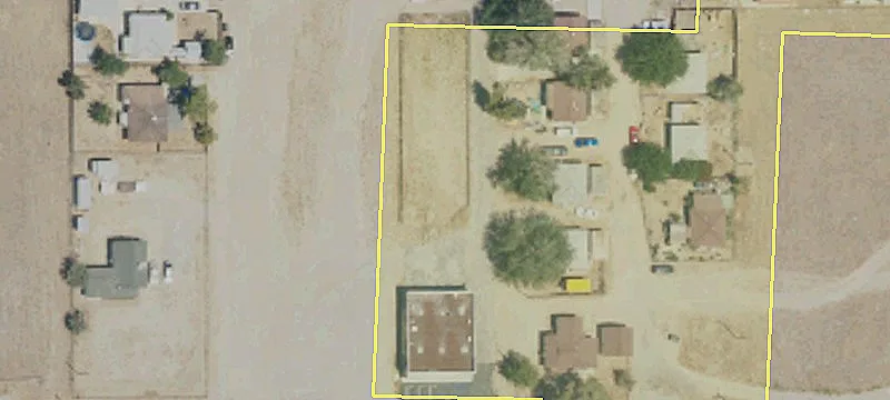 7313 Pearblossom Hwy