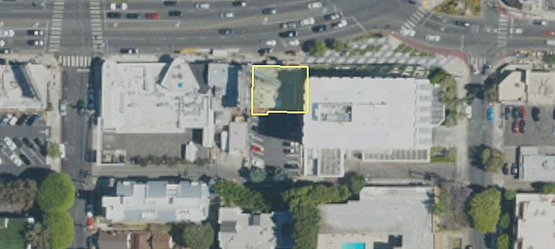 8818 Sunset Blvd