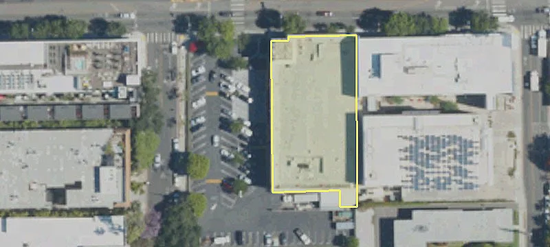8330 Santa Monica Blvd