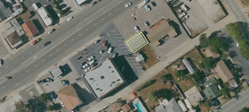 558 Main St