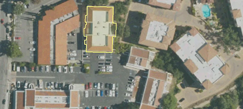 4766 Park Granada