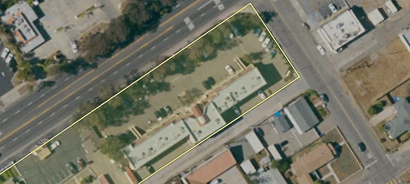 1126 Main St