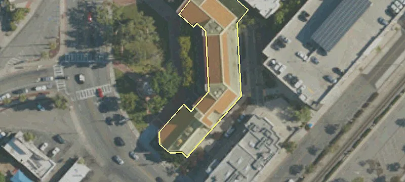 14403 Pacific Ave
