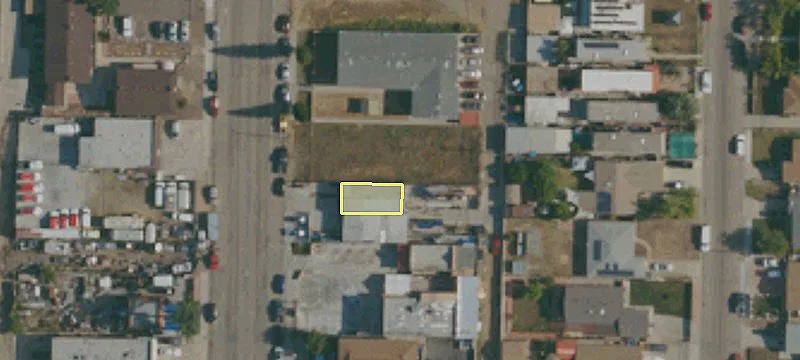 749 Grand Ave