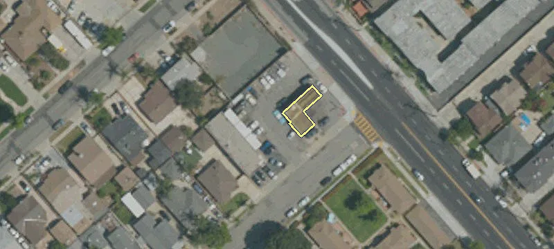 1400 Glenoaks Blvd