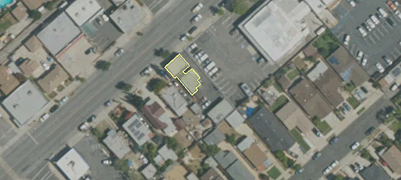 924 Maclay Ave