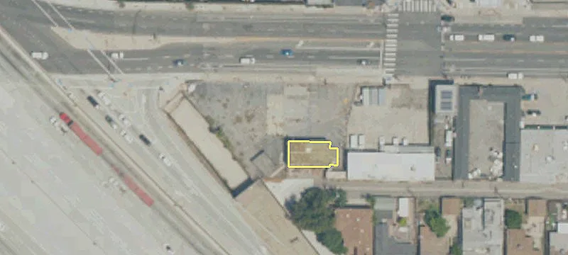 1719 San Fernando Blvd