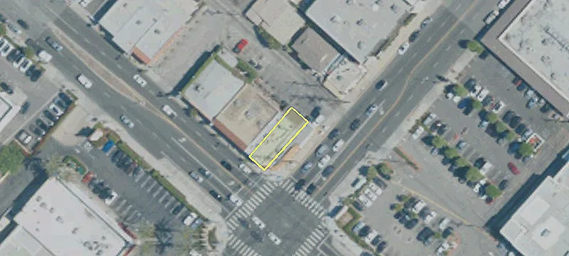 924 San Fernando Blvd