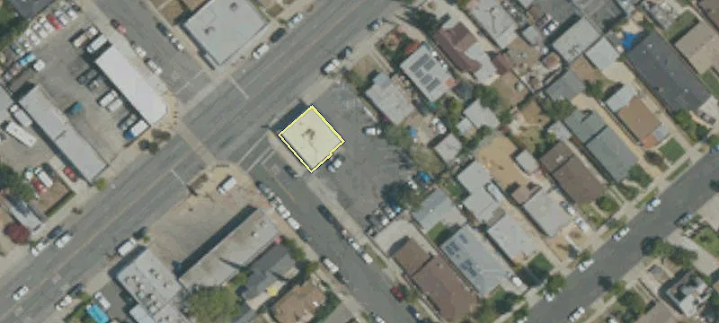 904 Maclay Ave