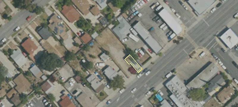 843 Maclay Ave
