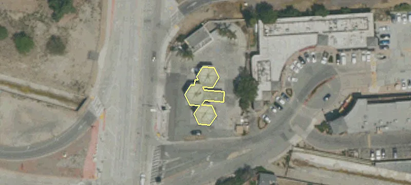 1320 Fullerton Rd