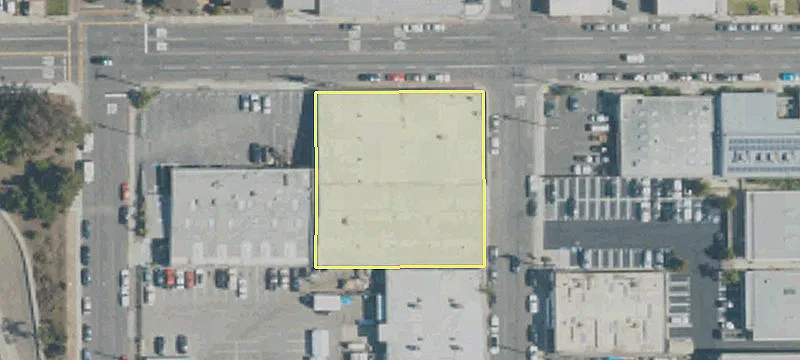 1142 Grand Ave