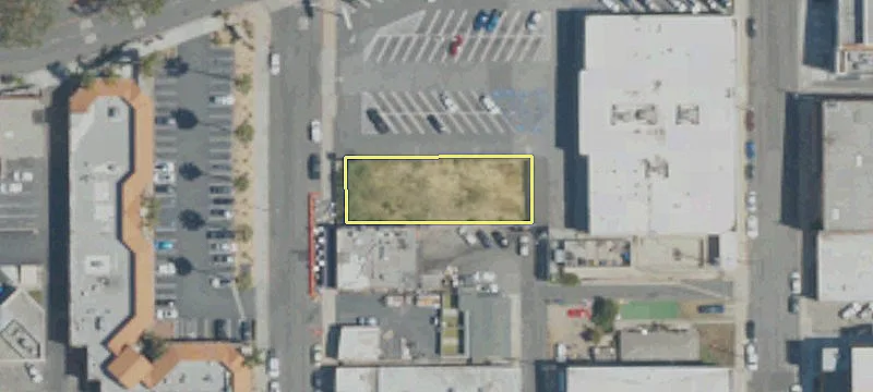 202 Grand Ave