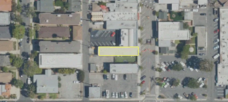 211 Richmond St