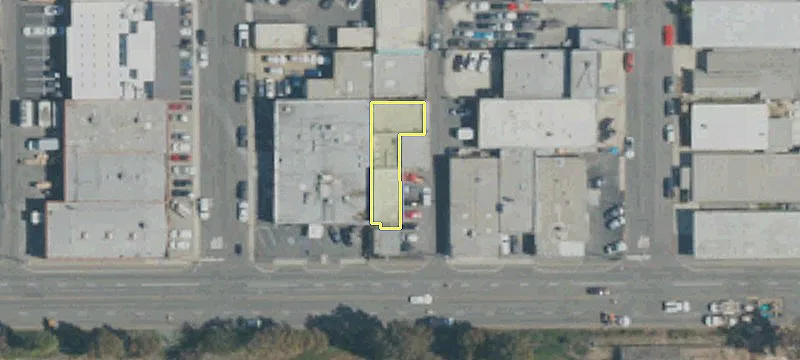 713 El Segundo Blvd