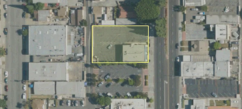 15337 Paramount Blvd