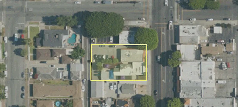 15509 Paramount Blvd