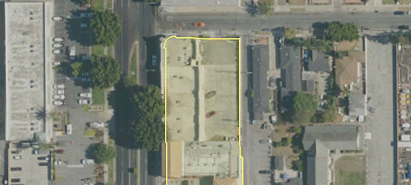 15000 Paramount Blvd