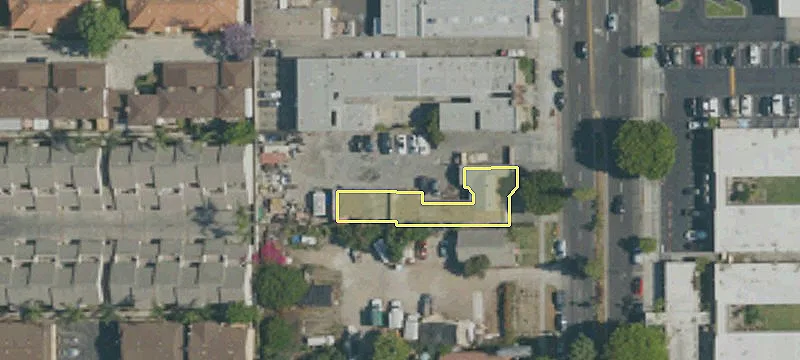 13927 Paramount Blvd