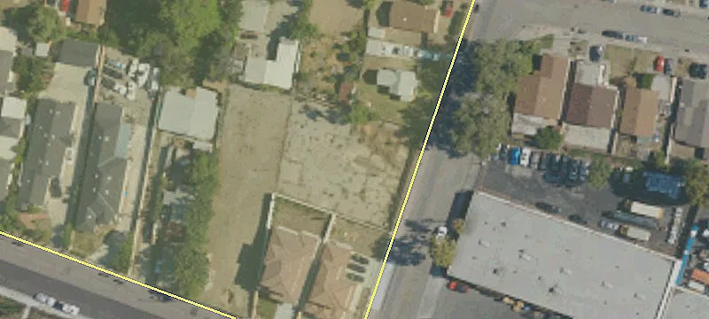 4225 Esto Ave