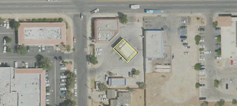 1104 Palmdale Blvd