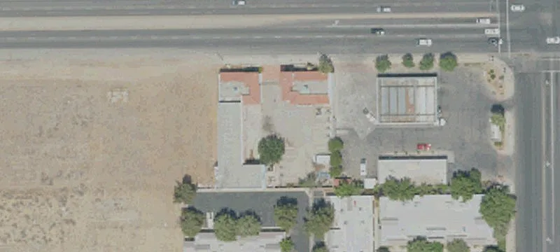 2820 Palmdale Blvd