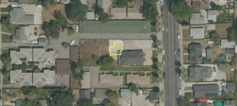 1087 Park Ave