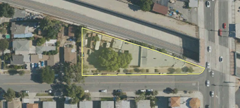 445 San Gabriel Blvd