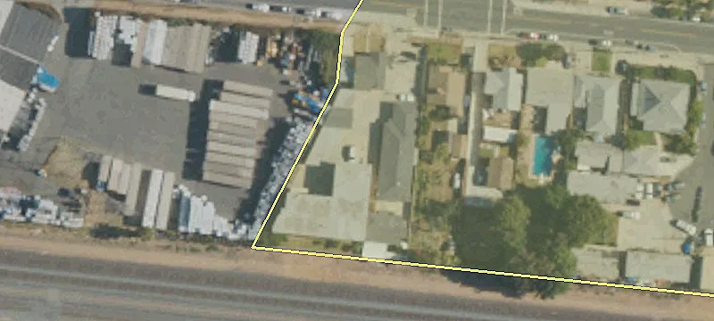 6260 Ferguson Dr