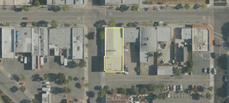 15842 Main St