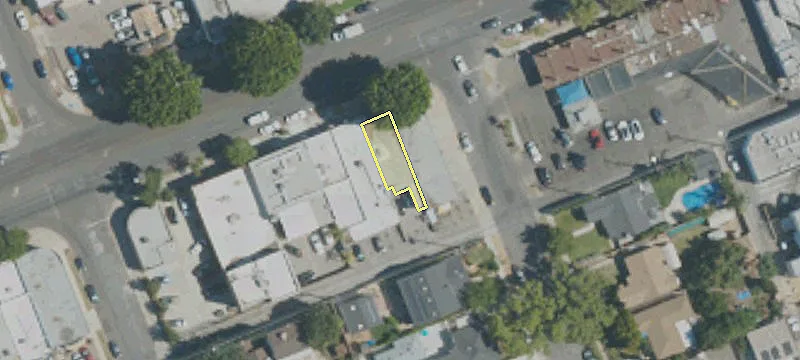 1004 Magnolia Blvd