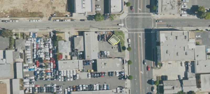 833 La Brea Ave