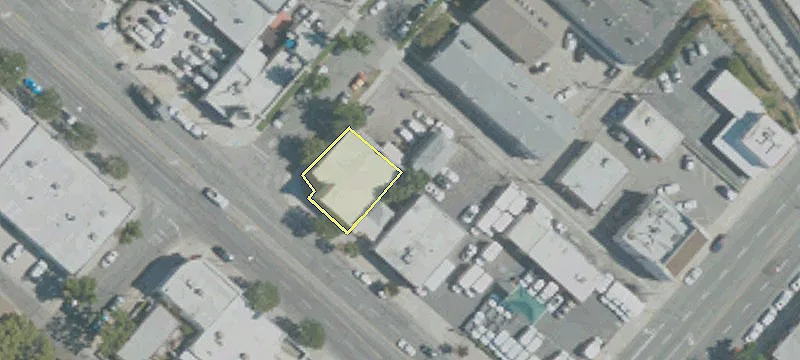 910 Victory Blvd