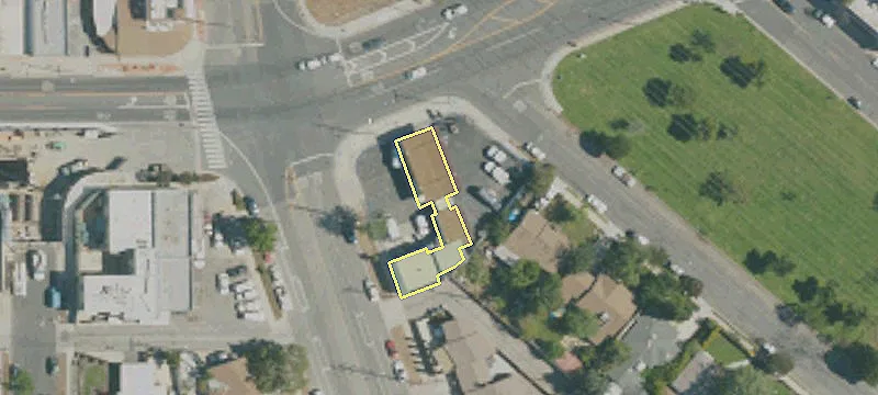 4400 Burbank Blvd