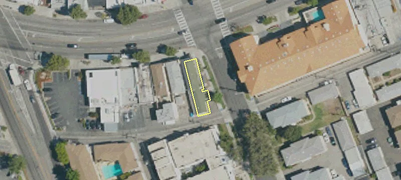4000 Riverside Dr