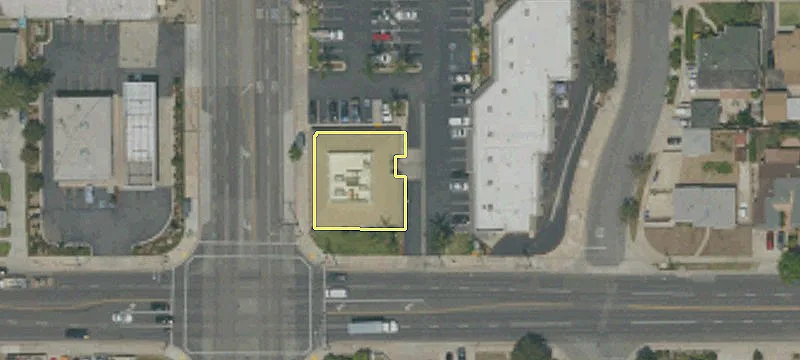 900 Citrus Ave