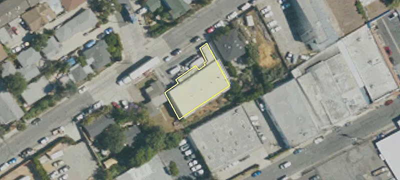 400 Warren Ln