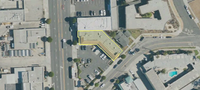 710 La Brea Ave