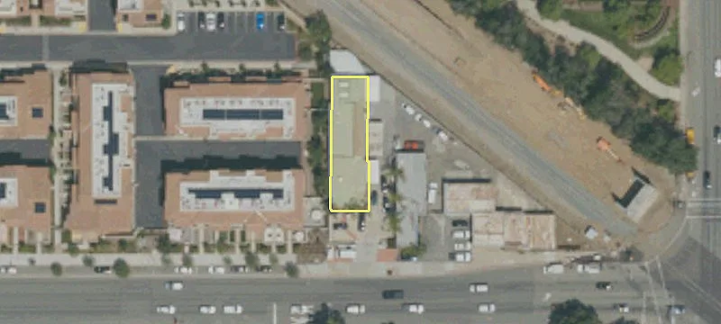517 Foothill Blvd
